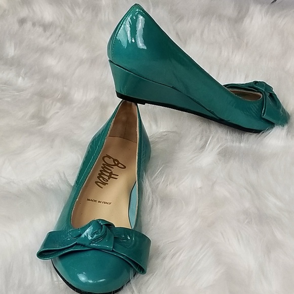 Butter turquoise wedge bow front shoes size 6.5 - Picture 5 of 6